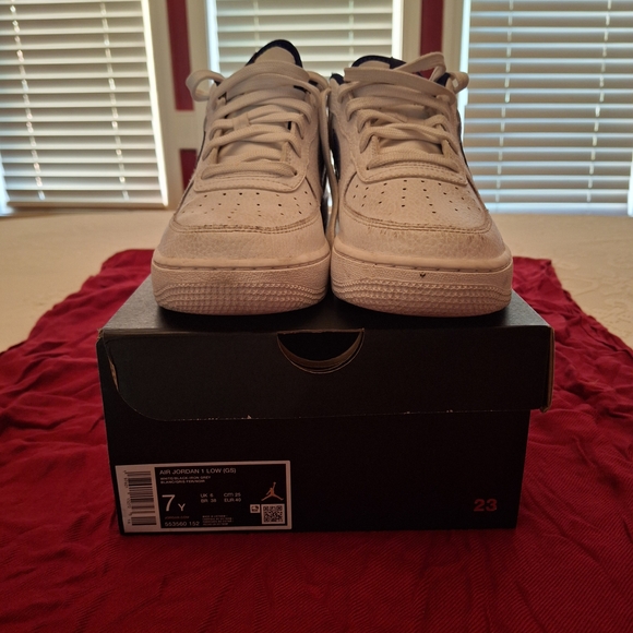 Nike Kids Sneakers - White - Picture 1 of 4